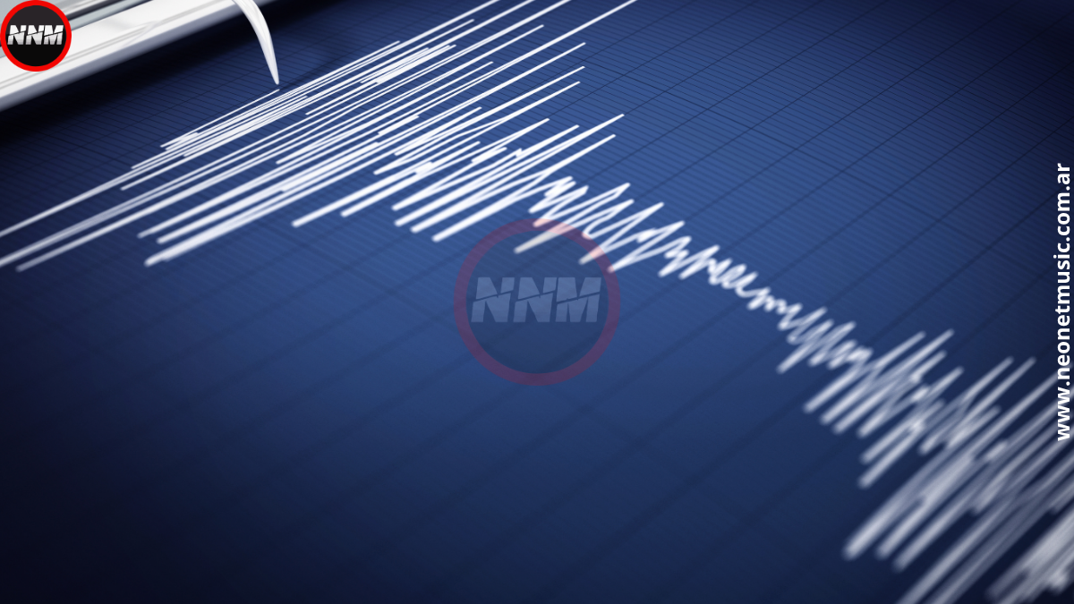 Terremoto de 7,6 sacudió Panamá y activó alerta de tsunami