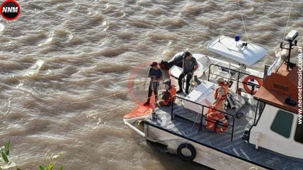 Naufragio en el Paraná: rescatan a un hombre y buscan a tres desaparecidos